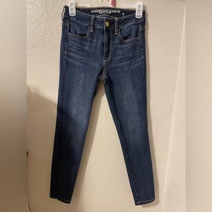 American Eagle Woman’s Size 2 Long Jeans Hi-Rise Jeggings